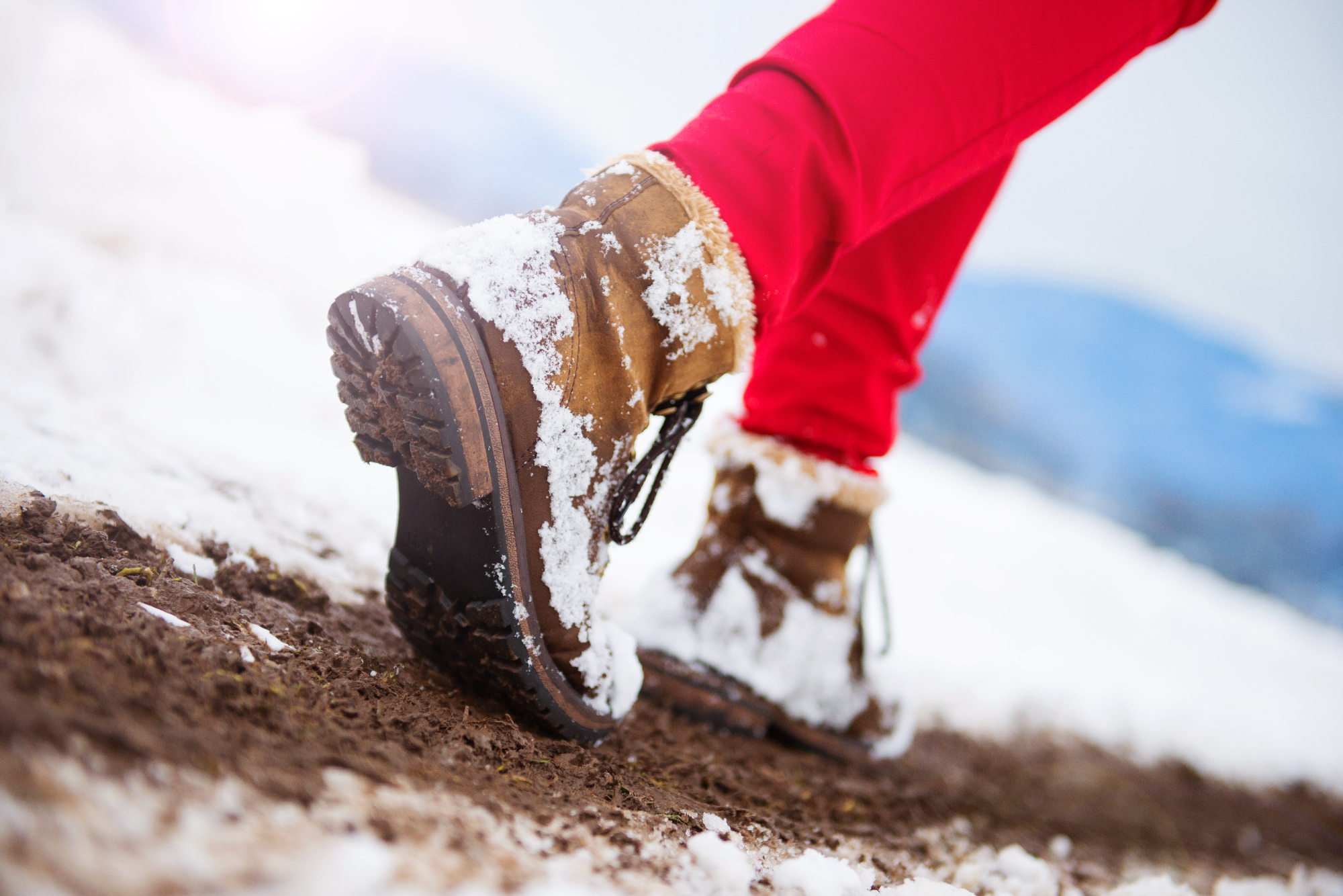Zimski čevlji so glavna oprema zimskega obdobja